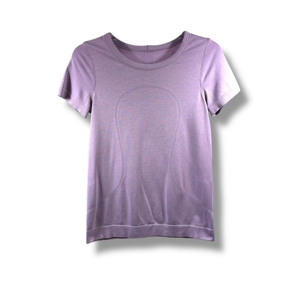 Lululemon Short Sleeve Swiftly Tech in Lavender Size S